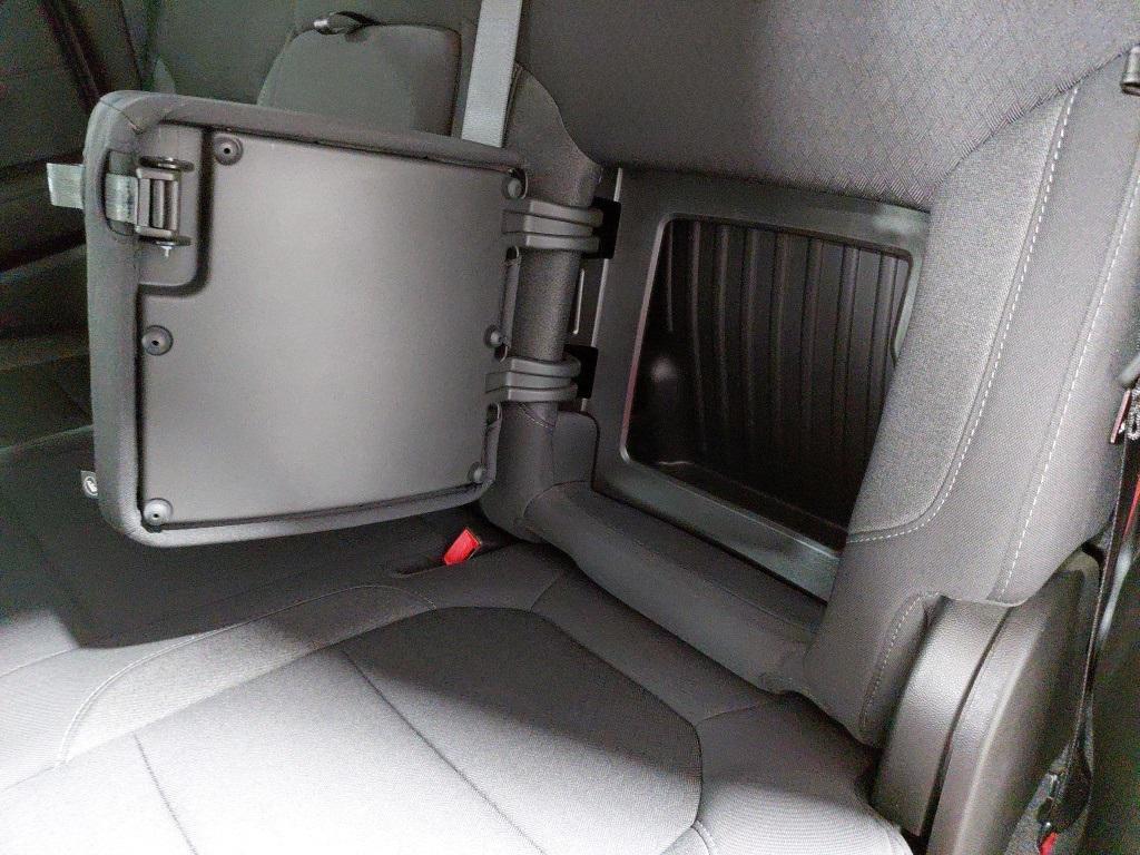 used 2021 Chevrolet Silverado 1500 car, priced at $35,983