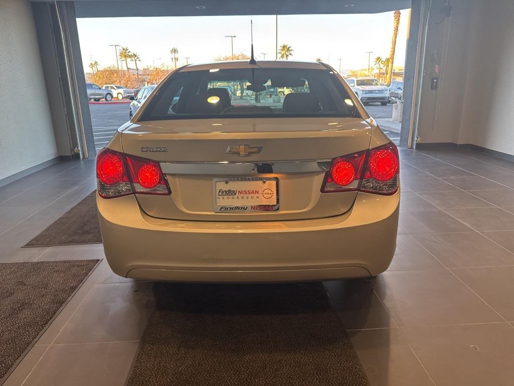 used 2014 Chevrolet Cruze car, priced at $9,350