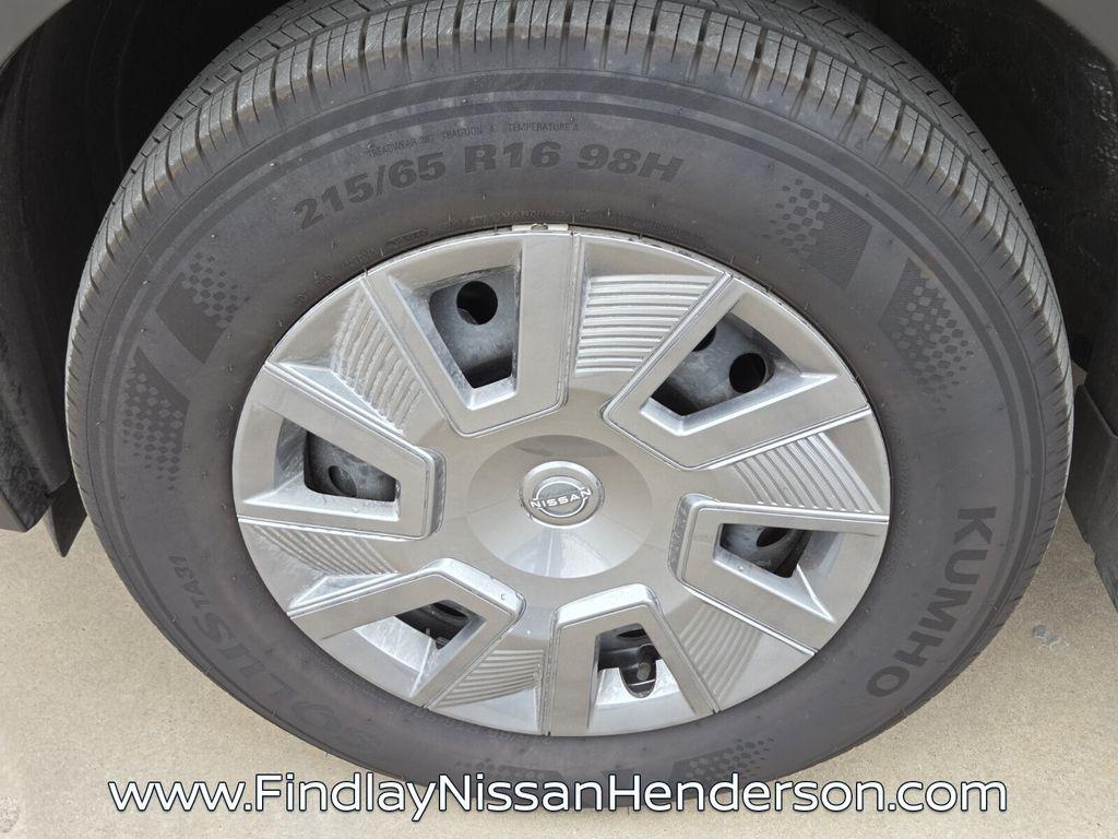 new 2025 Nissan Kicks car, priced at $22,401