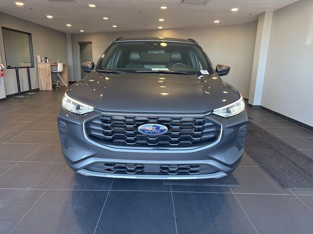 used 2023 Ford Escape car, priced at $20,984