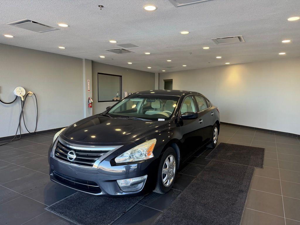 used 2013 Nissan Altima car, priced at $7,999
