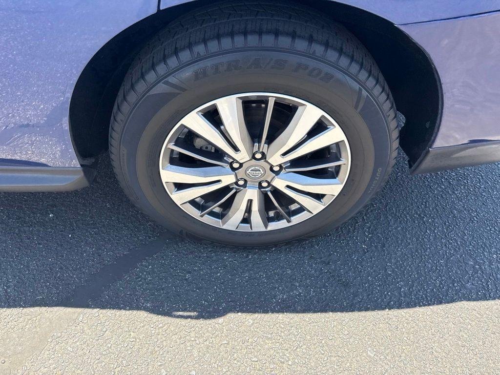used 2019 Nissan Pathfinder car, priced at $18,748
