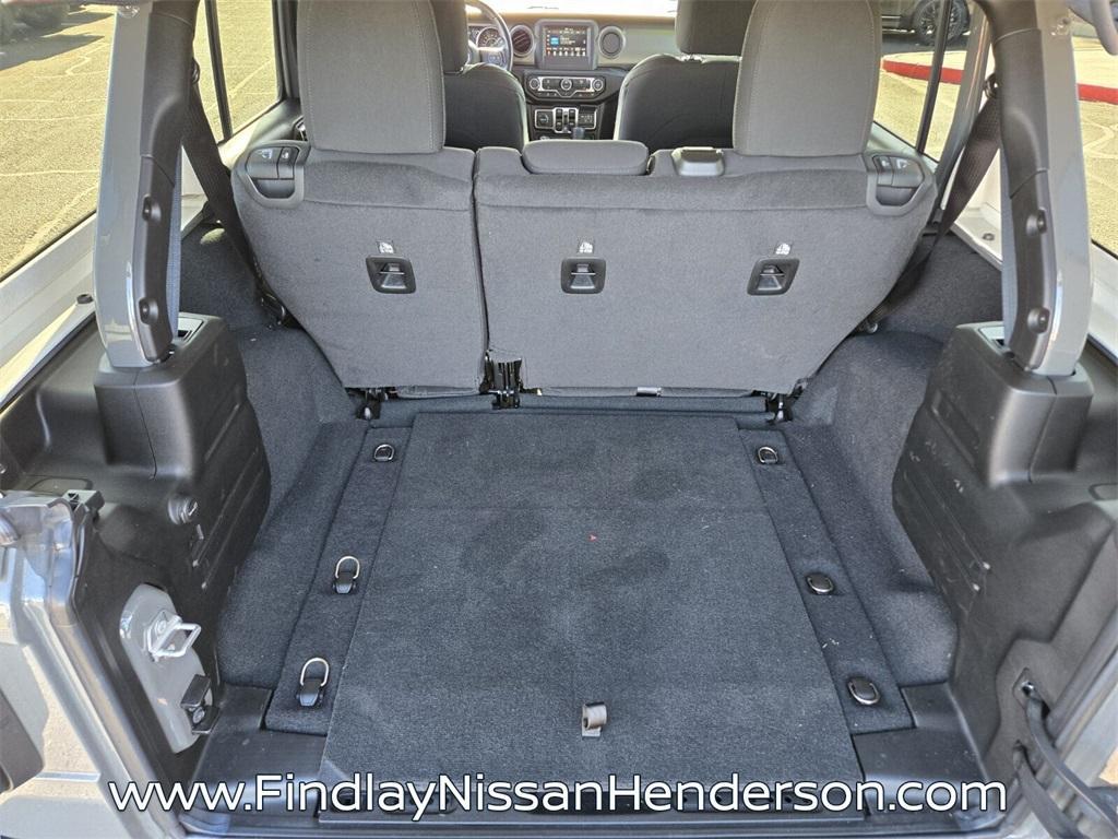 used 2022 Jeep Wrangler Unlimited car, priced at $37,984