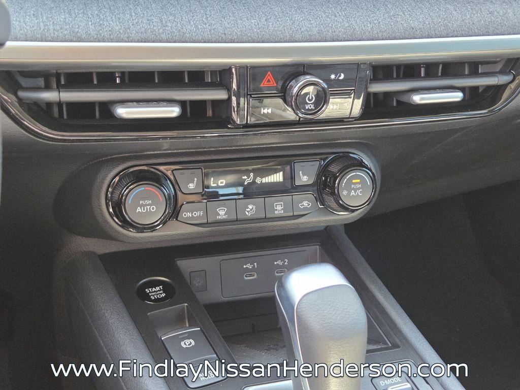 new 2026 Nissan Kicks car, priced at $25,084