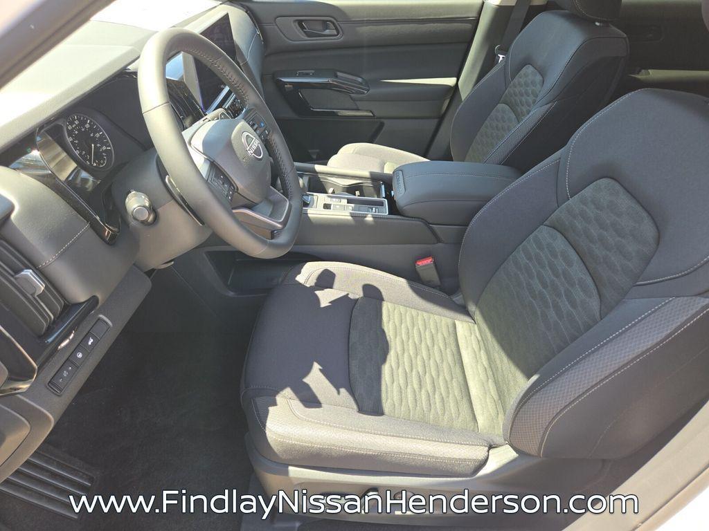 new 2026 Nissan Pathfinder car, priced at $40,073