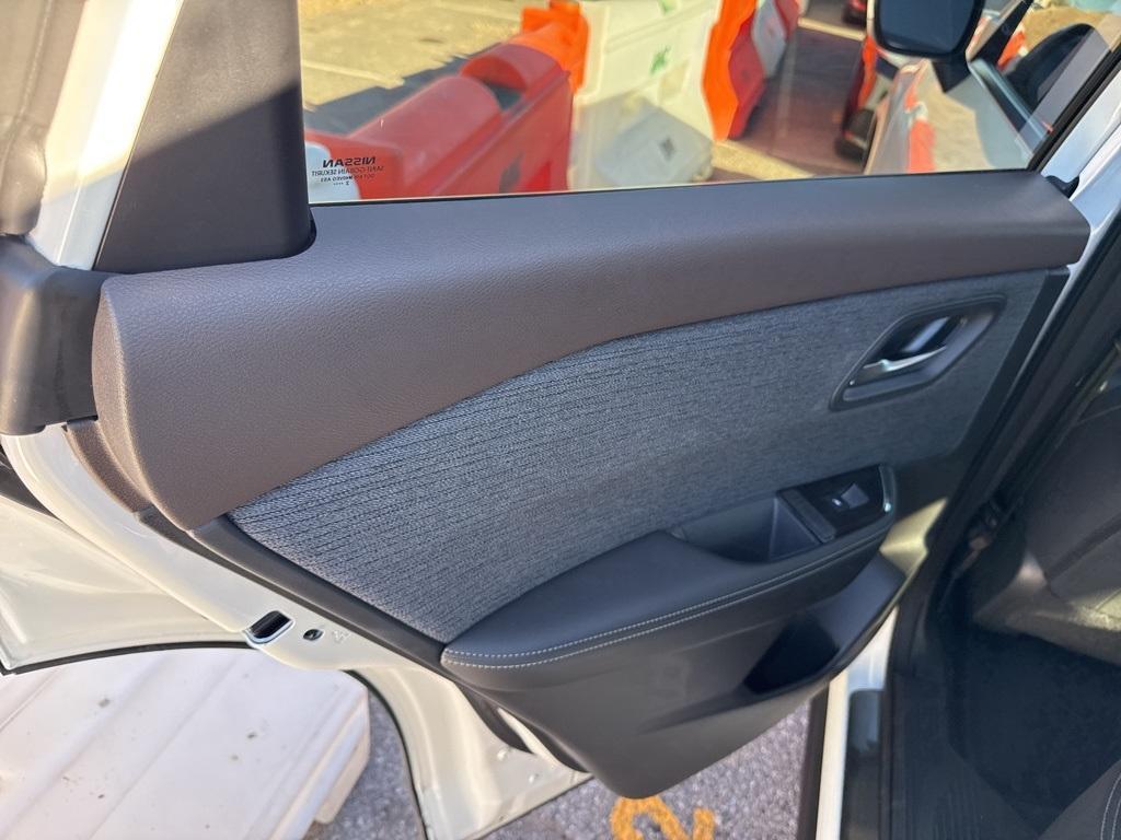 used 2023 Nissan Rogue car, priced at $18,984