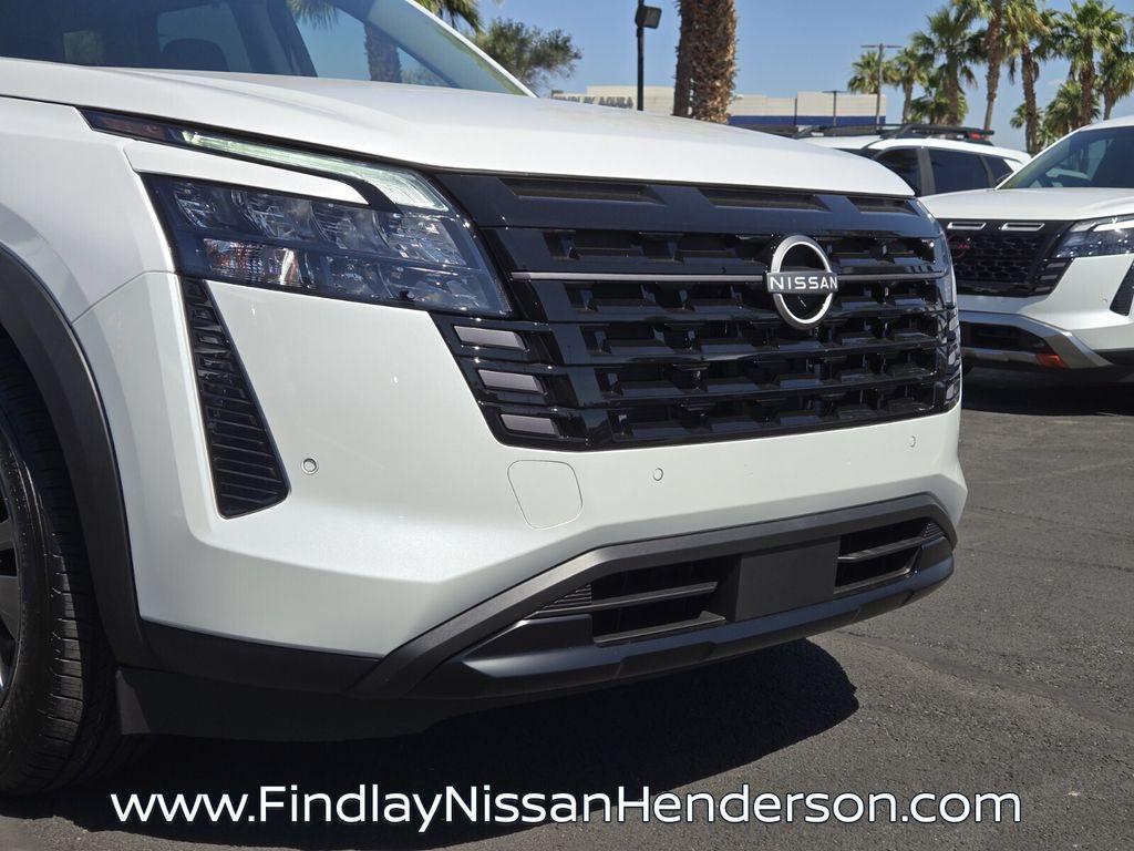 new 2026 Nissan Pathfinder car, priced at $40,009
