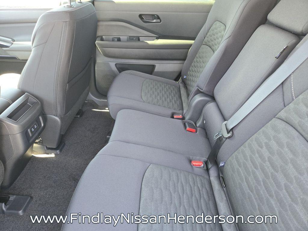 new 2026 Nissan Pathfinder car, priced at $40,009