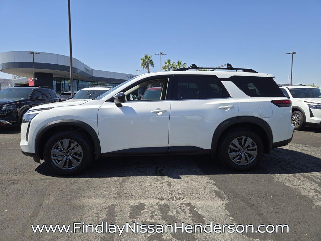 new 2026 Nissan Pathfinder car, priced at $40,009