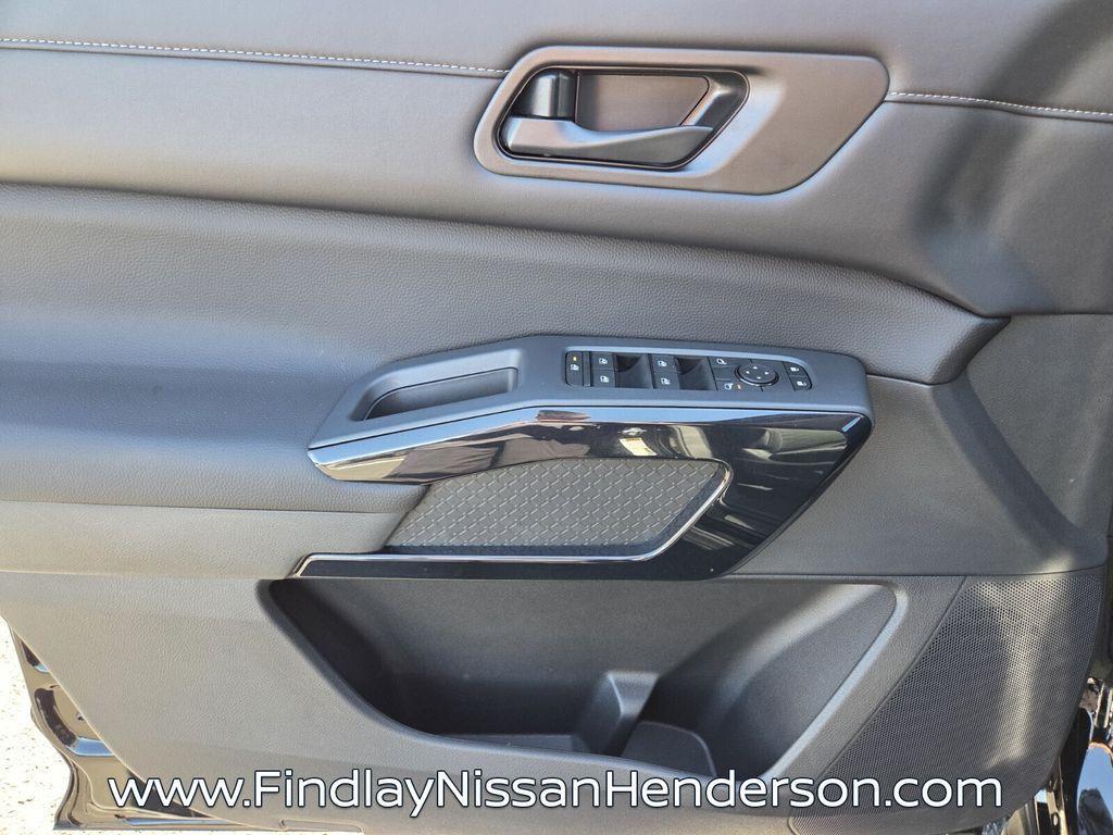 new 2026 Nissan Pathfinder car, priced at $40,510
