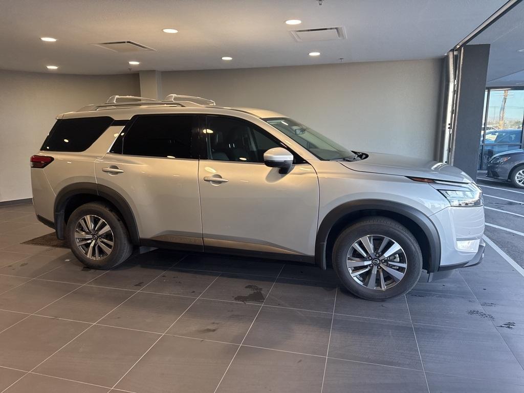 used 2024 Nissan Pathfinder car, priced at $30,984
