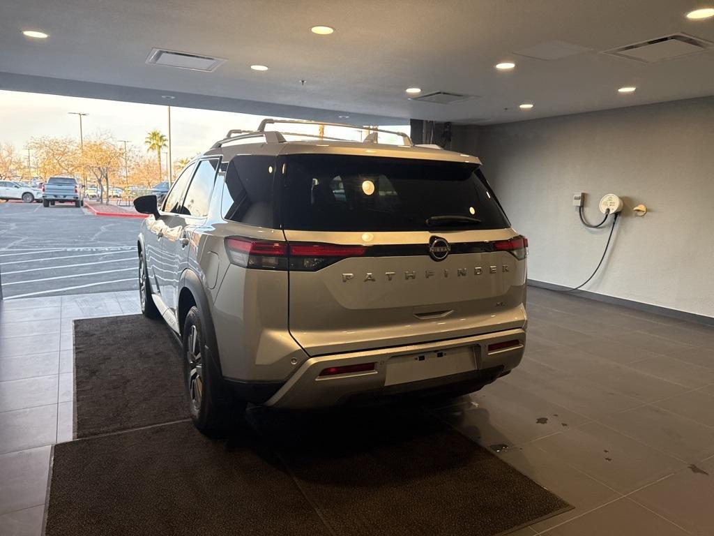 used 2024 Nissan Pathfinder car, priced at $30,984