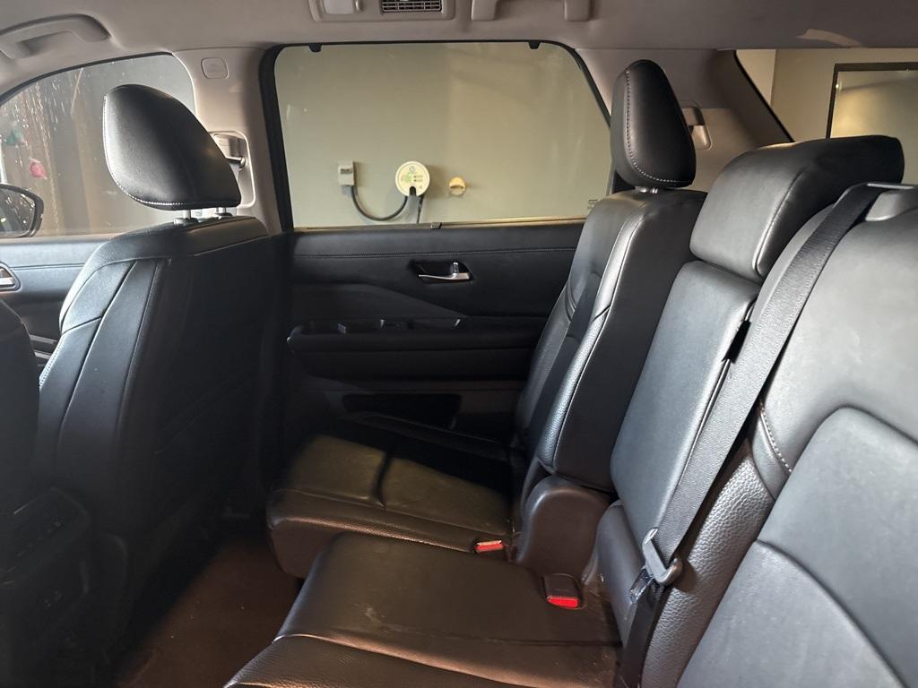 used 2024 Nissan Pathfinder car, priced at $30,984