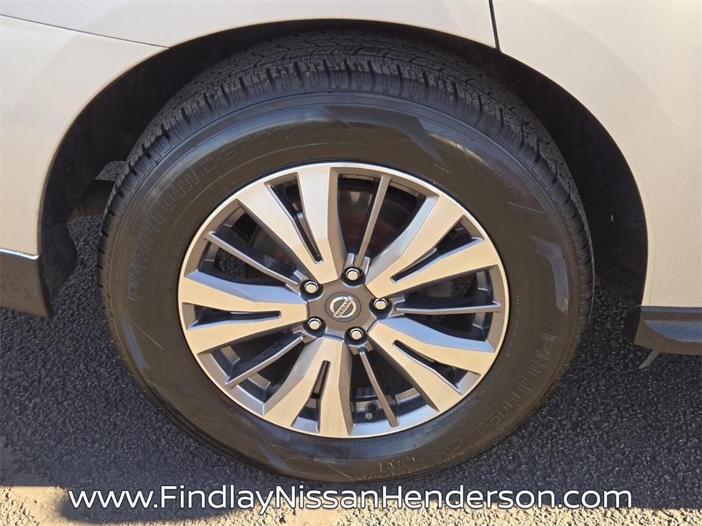 used 2019 Nissan Pathfinder car, priced at $9,157