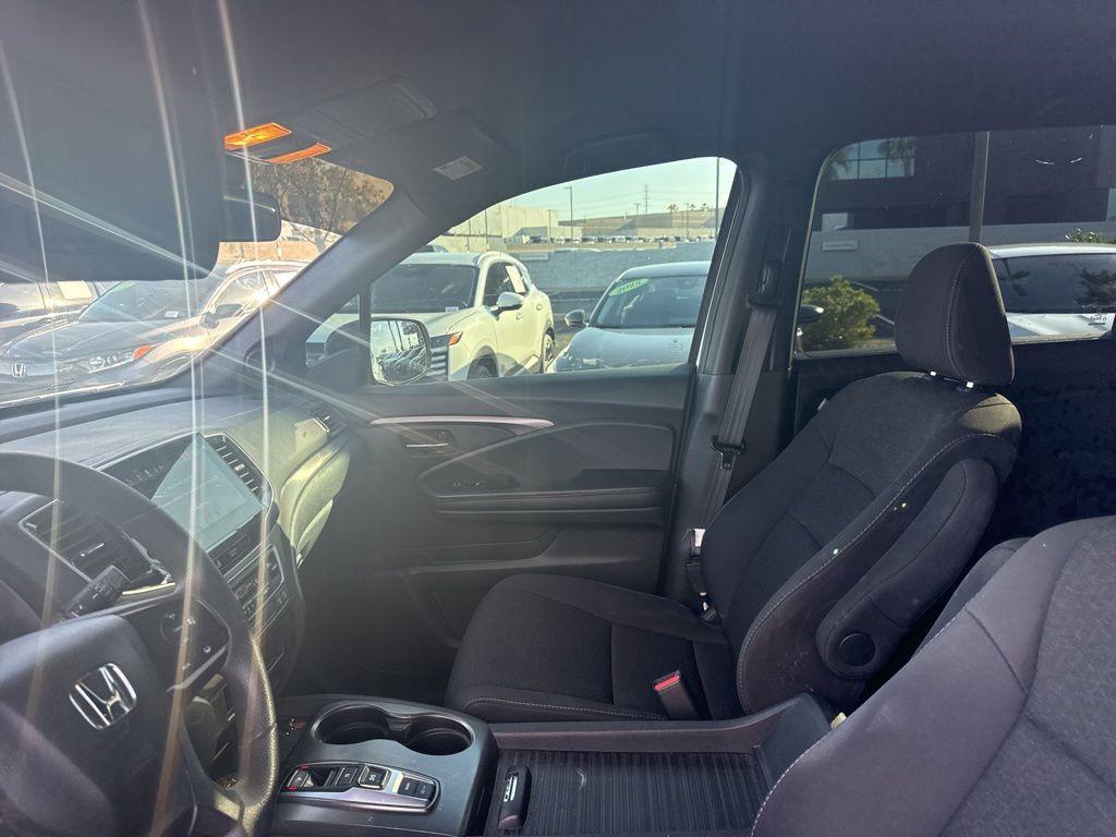 used 2021 Honda Passport car, priced at $23,748