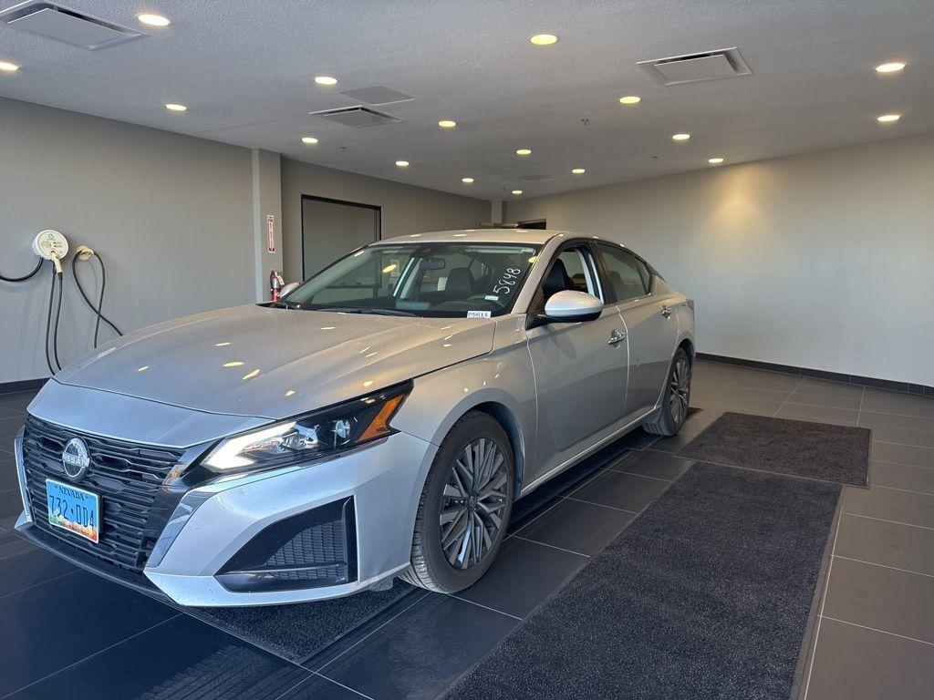 used 2023 Nissan Altima car, priced at $17,984