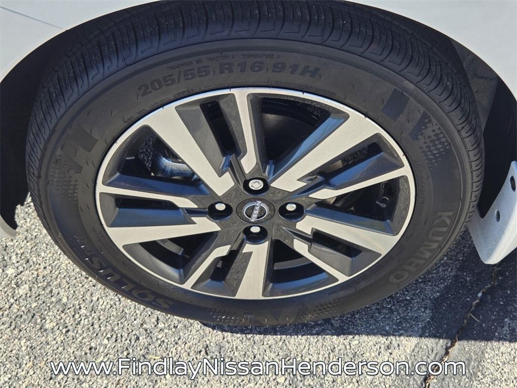 new 2025 Nissan Versa car, priced at $20,949