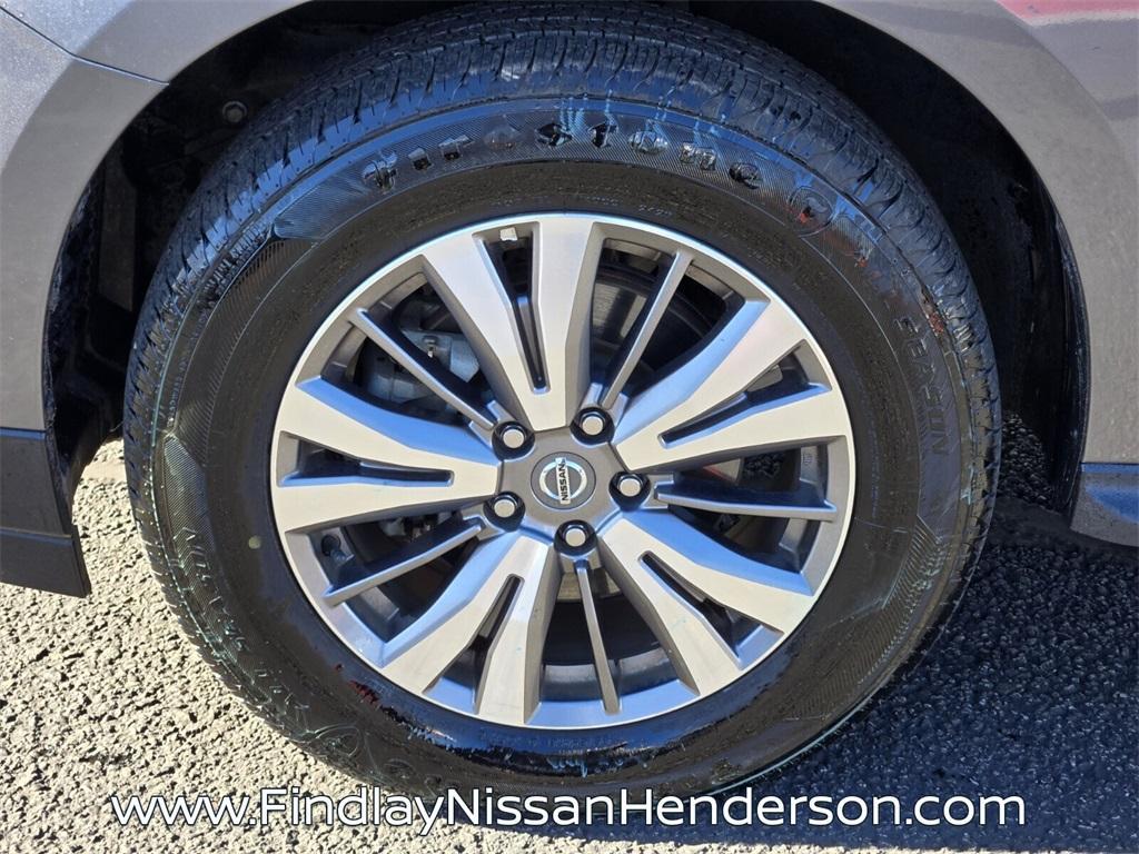 used 2020 Nissan Pathfinder car, priced at $19,984