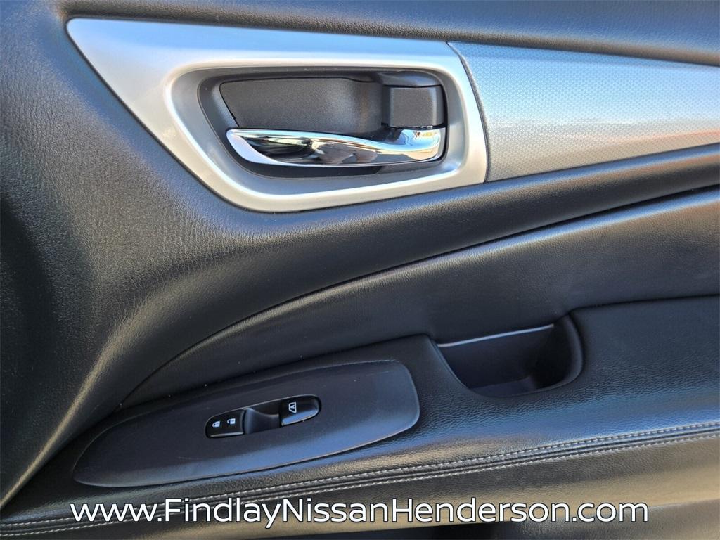 used 2020 Nissan Pathfinder car, priced at $19,984