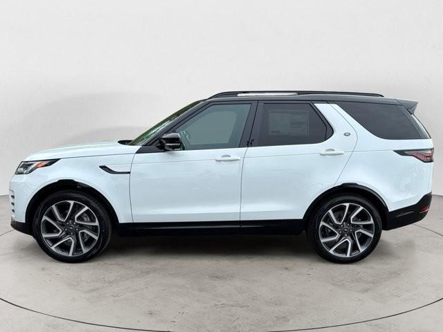 new 2025 Land Rover Discovery car, priced at $71,995