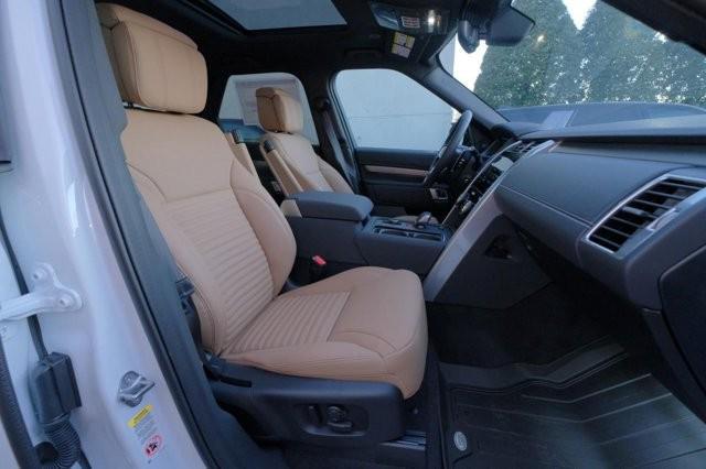 new 2025 Land Rover Discovery car, priced at $73,995