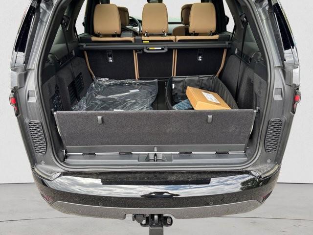 new 2025 Land Rover Discovery car, priced at $74,995