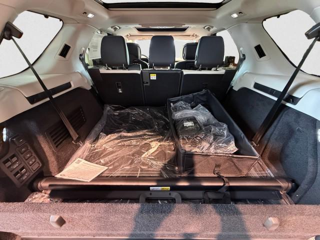 new 2026 Land Rover Discovery car, priced at $82,176