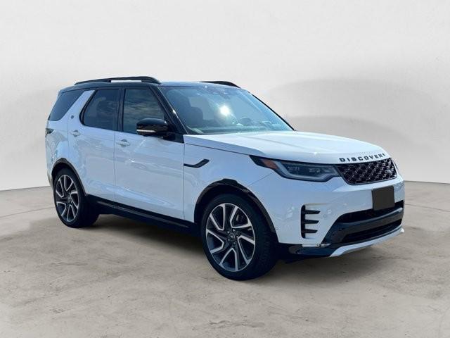 new 2025 Land Rover Discovery car, priced at $78,518