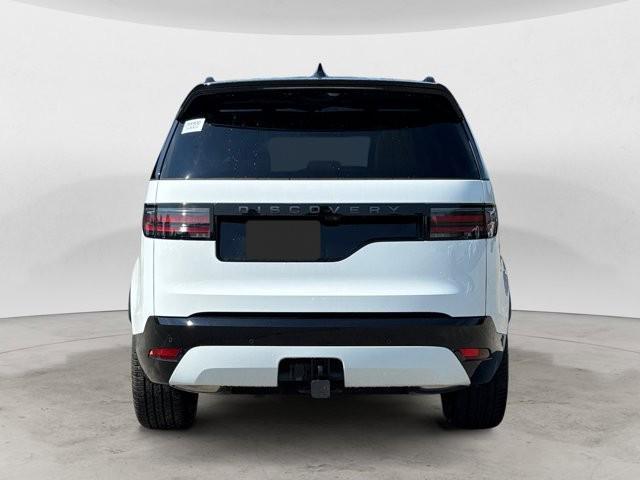 new 2025 Land Rover Discovery car, priced at $78,518