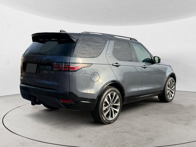 new 2026 Land Rover Discovery car, priced at $78,041