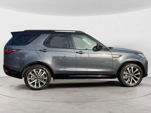 new 2026 Land Rover Discovery car, priced at $78,041