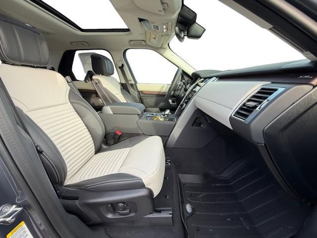 new 2026 Land Rover Discovery car, priced at $78,041