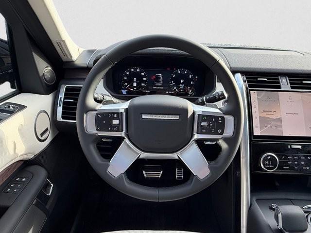 new 2026 Land Rover Discovery car, priced at $78,041