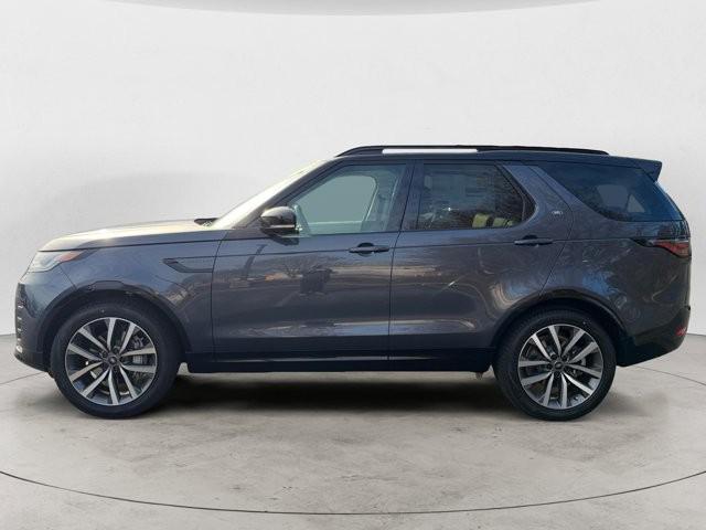 new 2026 Land Rover Discovery car, priced at $78,041