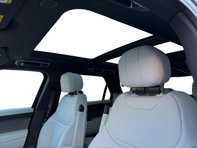 new 2026 Land Rover Range Rover Sport car, priced at $98,875