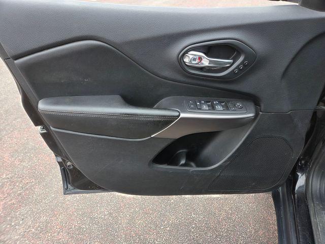 used 2019 Jeep Cherokee car, priced at $14,985