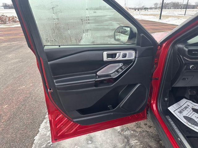 used 2022 Ford Explorer car, priced at $35,404
