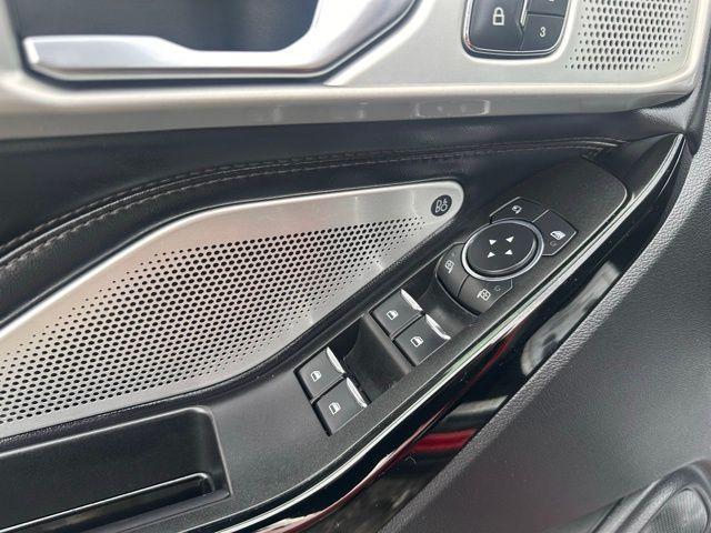 used 2022 Ford Explorer car, priced at $35,404