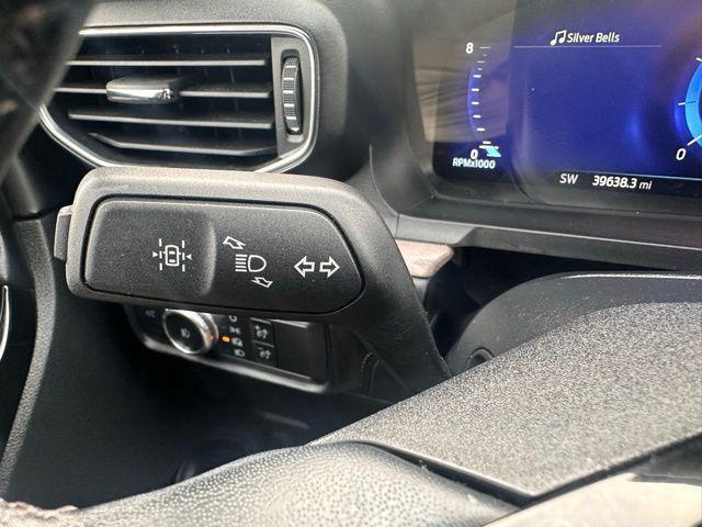 used 2022 Ford Explorer car, priced at $35,404