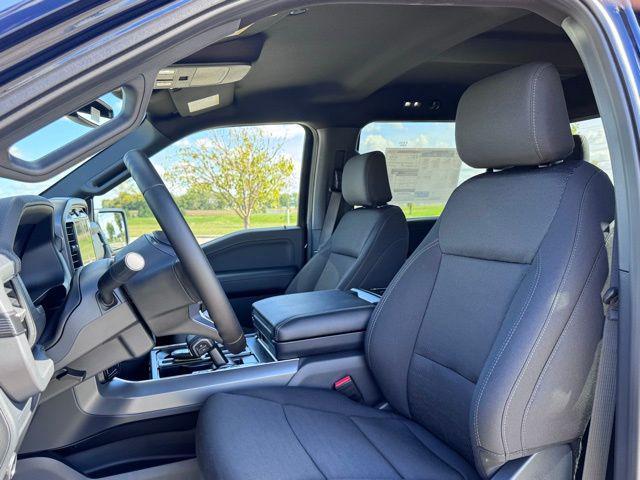 new 2025 Ford F-150 car, priced at $55,672