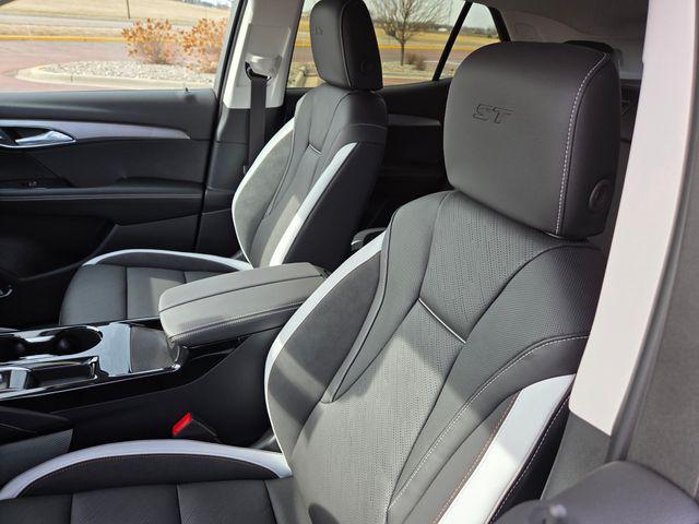 new 2026 Buick Envision car, priced at $44,740