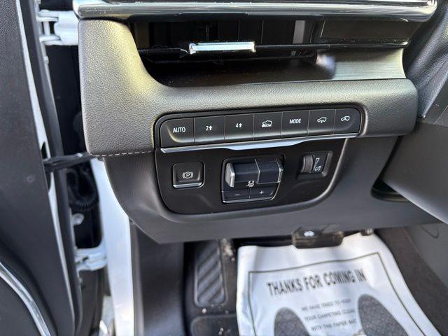 used 2023 Cadillac Escalade ESV car, priced at $73,000