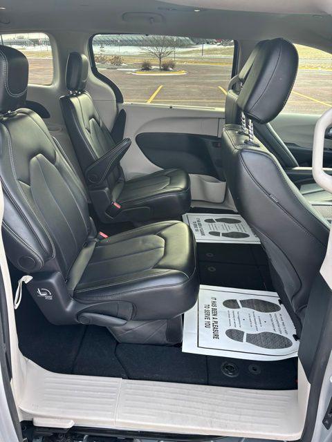used 2024 Chrysler Pacifica car, priced at $30,058