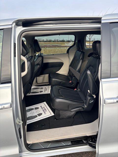 used 2024 Chrysler Pacifica car, priced at $30,058