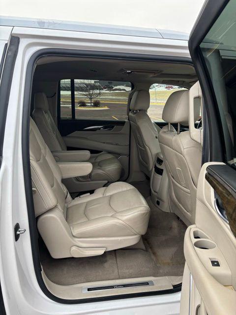 used 2018 Cadillac Escalade ESV car, priced at $27,899