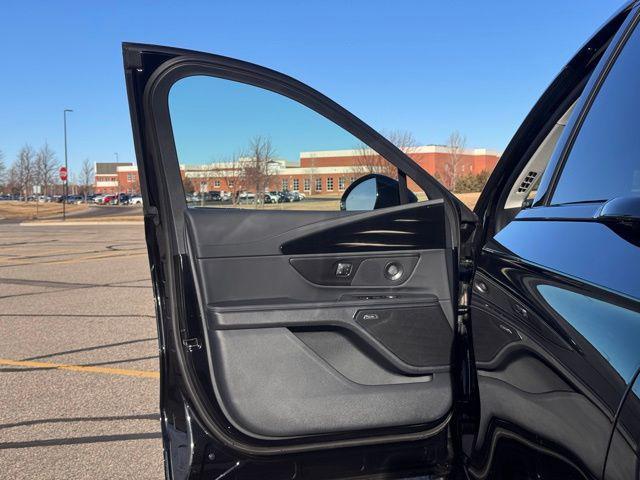 new 2026 Lincoln Nautilus car, priced at $67,090