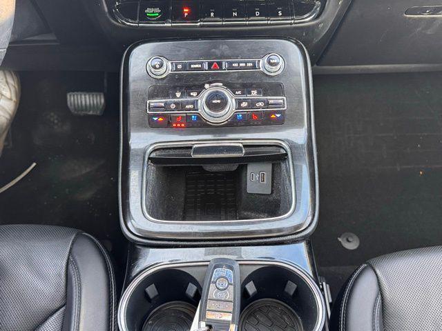 used 2022 Lincoln Nautilus car, priced at $36,223