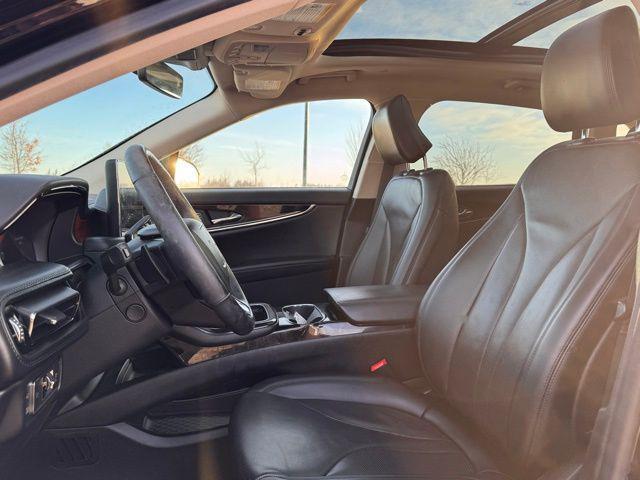 used 2022 Lincoln Nautilus car, priced at $36,223