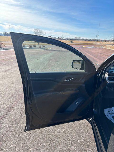 used 2023 GMC Acadia car, priced at $29,999