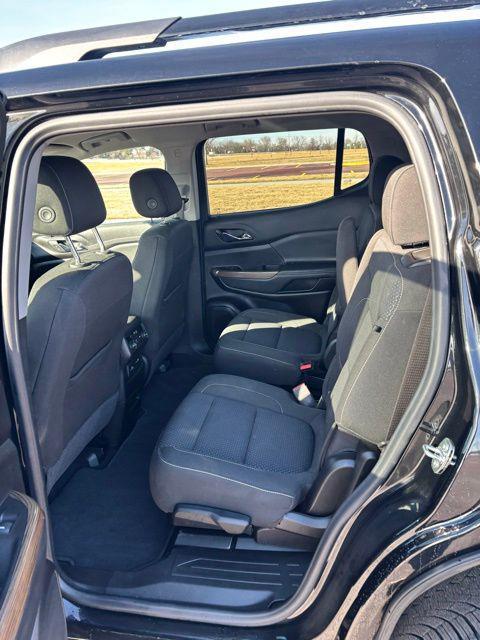 used 2023 GMC Acadia car, priced at $29,999